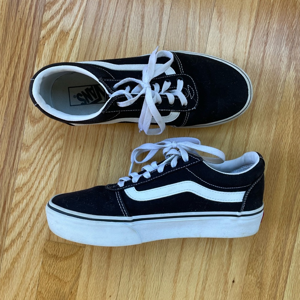 Vans Old Skool Platform Lace Up shoes